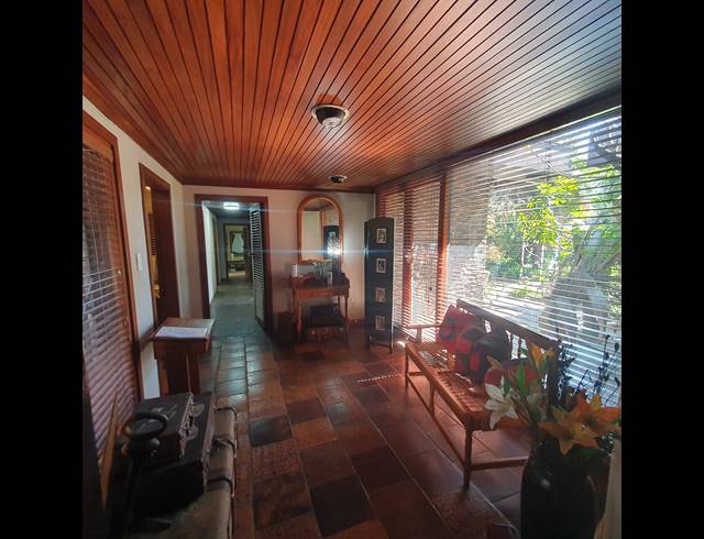 4 BEDROOM FREEHOLD FOR SALE IN PARKHILL GARDENS